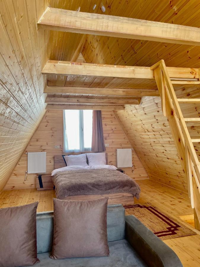 Twin Cottages Kazbegi Екстер'єр фото